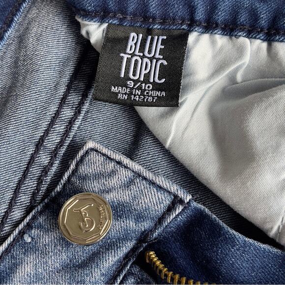 Blue Topic Rhinestone Studded Patch Distressed Denim Jeans Y2K Style - Size 9/10 - Picture 6 of 16